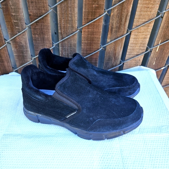 Skechers Other - Skechers Sawback Pro Men's  Size 7.5
